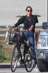 Lauren Silverman and Terri Seymour - Bike Ride in Malibu 01/09/2022