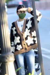 Mila Kunis - Out in Beverly Hills 01/13/2022