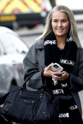 Molly-Mae Hague - Leaving a Wilmslow Hair Salon in Cheshire 01/11/2022
