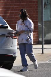 Olivia Munn - Out in Los Angeles 01/26/2022