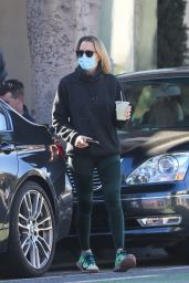 Robin Wright at Marmalade Cafe in Brentwood 01/25/2022