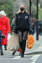 Roxy Horner - Out in London