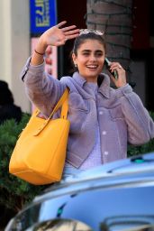 Taylor Hill Street Style - Beverly Hills 01/05/2022