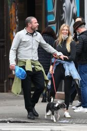 Taylor Neisen and Liev Schreiber - Out in New York 01/02/2022