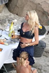 Victoria Silvstedt on the Beach in St Barths 01/08/2022