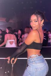 Any Gabrielly - Live Stream Video and Photos 02/26/2022