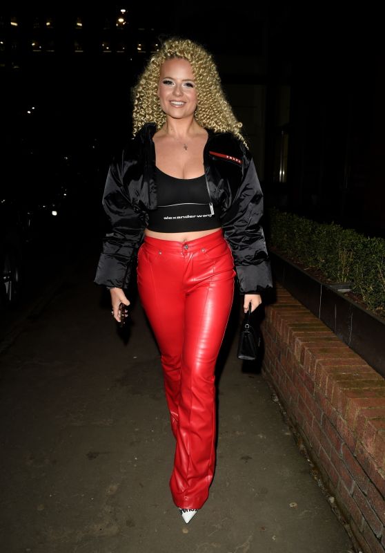Apollonia Llewellyn Night Out Style - Wings Restaurant in Manchester 02/18/2022