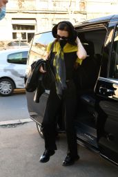 Bella Hadid Wearing a Green Scarf and Sunglasses - Milan 02/23/2022