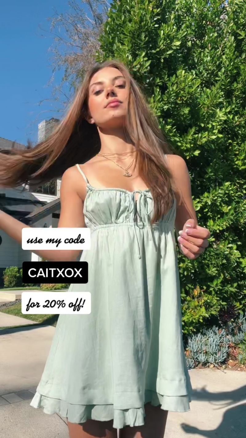 Caitlin Carmichael 02/01/2022 • CelebMafia