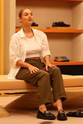 Domenica Calarco - Shopping at Bally Store in the CBD, Sydney 02/03/2022