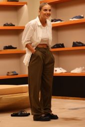 Domenica Calarco - Shopping at Bally Store in the CBD, Sydney 02/03/2022