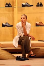 Domenica Calarco - Shopping at Bally Store in the CBD, Sydney 02/03/2022