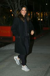 Eva Longoria Wears Her "The Giving Moment" Activewear - New York 02/09/2022