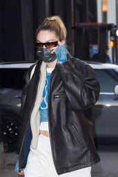 Gigi Hadid - Arriving at the Michael Kors Fashion Show in NYC 02/15/2022