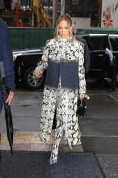 Jennifer Lopez - Arriving to NBC Studios in NYC 02/03/2022