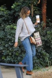 Jessica Alba Wearing an Oversized Grey Sweater and Blue Boyfriend Jeans - Playa Vista 02/22/2022