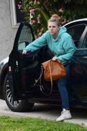 Jodie Sweetin in a Teal Hoodie, Jeans and Golden Goose Trainers - LA 01/30/2022