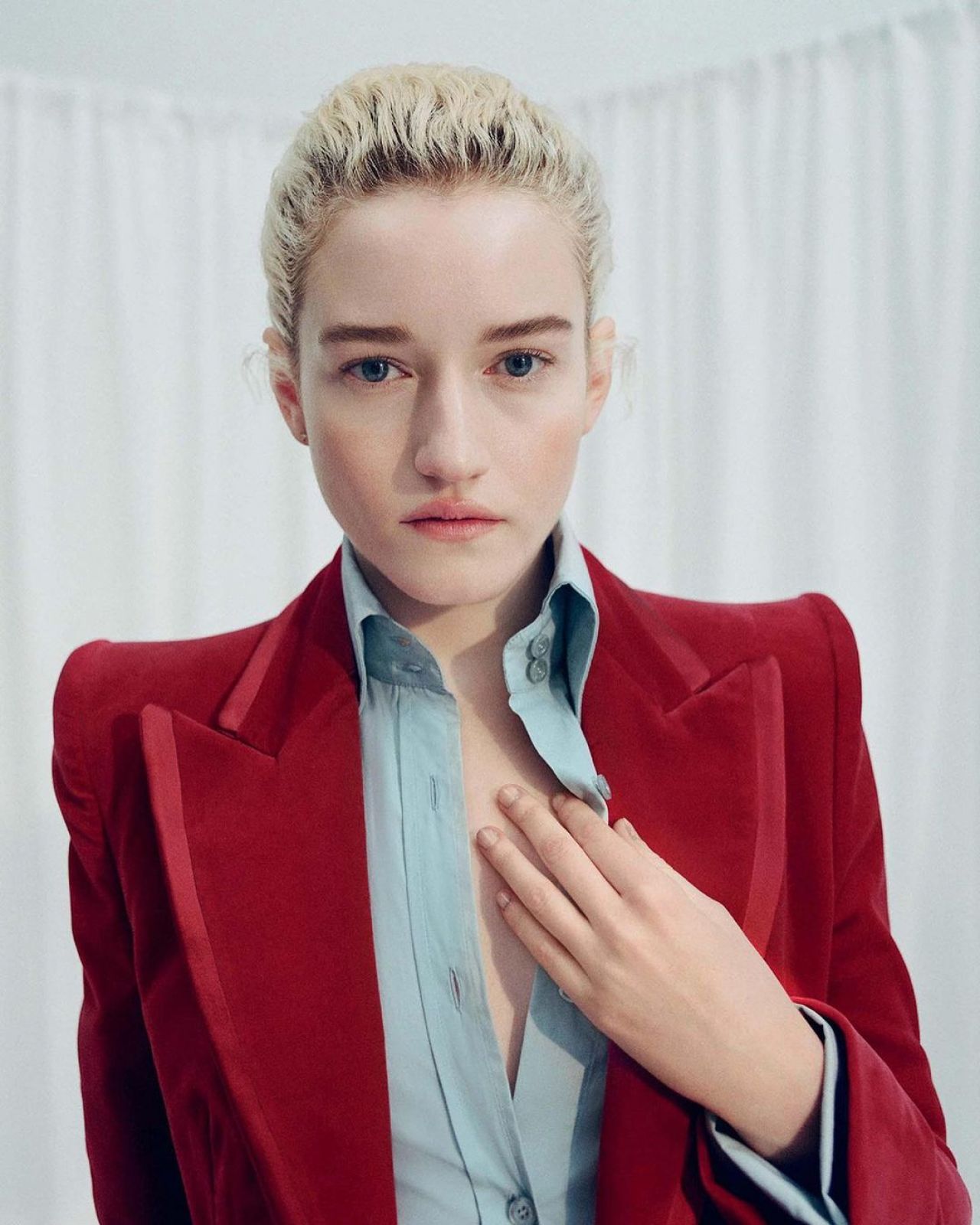 Julia Garner - The Sunday Times Style 02/13/2022 Photos • CelebMafia