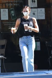Katharine McPhee in Casual Outfit - Starbucks in Bel Air 02/04/2022