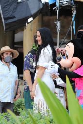 Katy Perry - Filming New Season of American Idol in Maui 02/14/2022