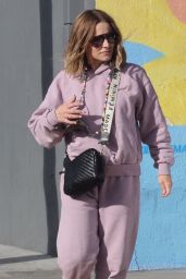 Kristen Bell - Out in Los Angeles 02/22/2022