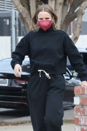 Kristen Bell Wears Comfy Black Sweatpants and a Matching Sweatshirt - Los Angeles 01/31/2022