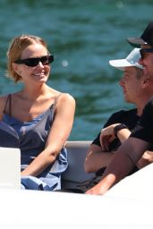 Lara Worthington - Boarding a Boat on the Sydney Habour 02/20/2022