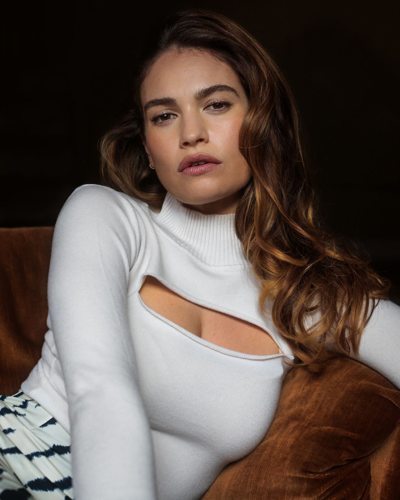 lily-james-rolling-stone-february-2022-3.jpg
