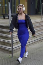 Maisie Smith - Leaving hotel in Sheffield 02/02/2022