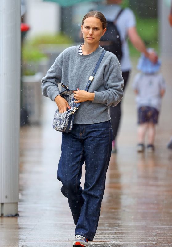 Natalie Portman in Street Outfit - Sydney 02/26/2022