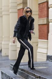 Olivia Palermo Street Style - New York 02/10/2022