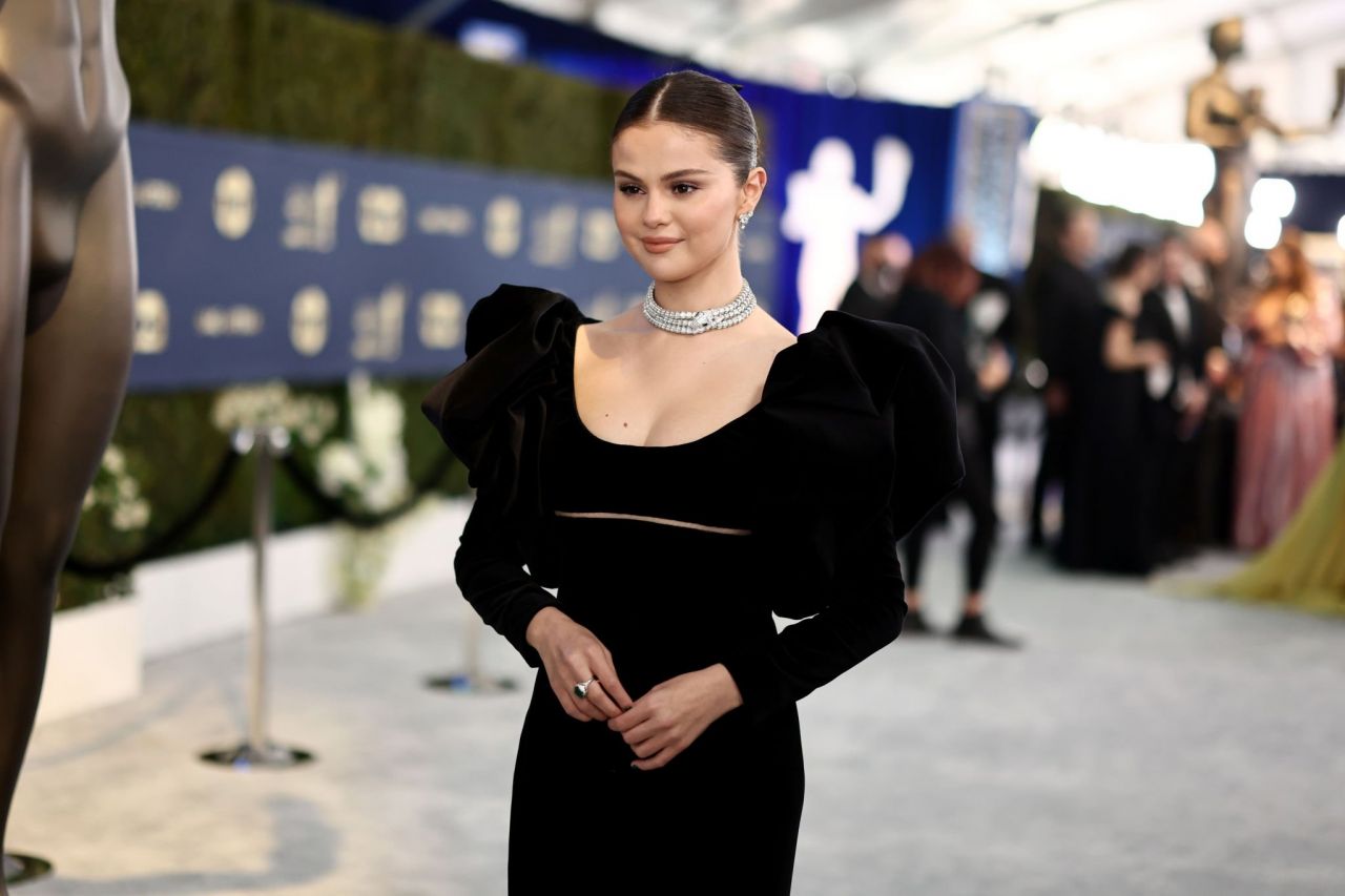 Selena Gomez – Screen Actors Guild Awards 2022 • CelebMafia