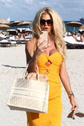 Victoria Silvstedt in an Orange Bikini - Miami 02/10/2022