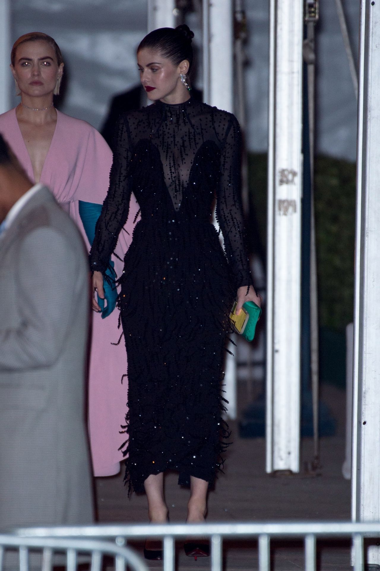 Alexandra Daddario at the 2022 Vanity Fair Oscar Party in Beverly Hills ...