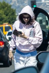 Alexandra Daddario in Workout Outfit in Los Angeles 03/09/2022