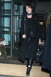 Anne Hathaway - Leaving Her Hotel in New York 03/09/2022