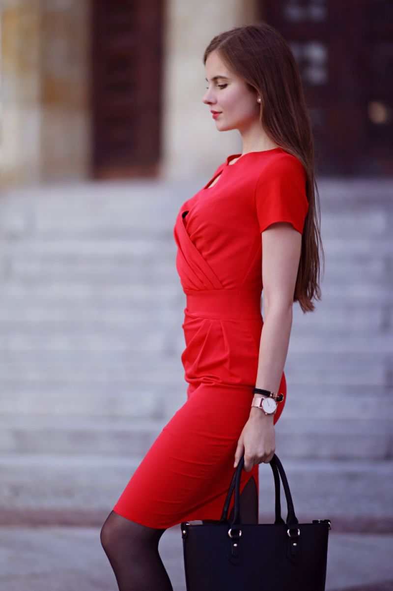 Red flared dress, black tights and elegant necklace - Fashion