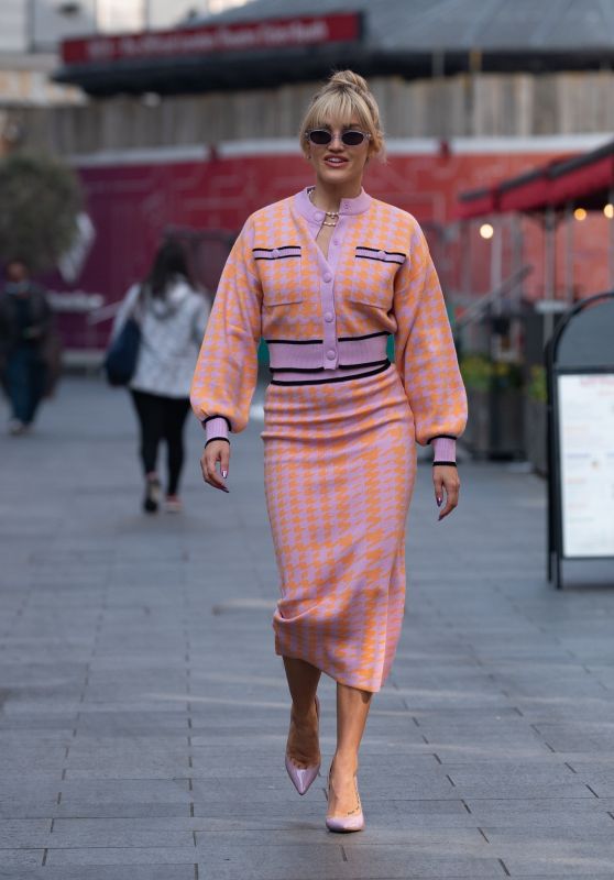 Ashley Roberts - Out in London 03/23/2022