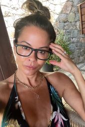 Brooke Burke - Live Stream Video and Photos 03/16/2022