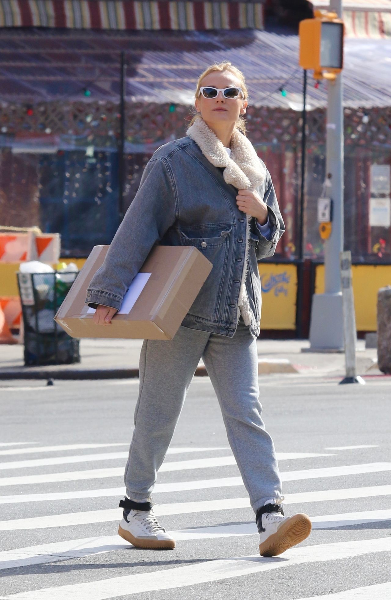 Diane Kruger - Out in New York 03/06/2022 • CelebMafia