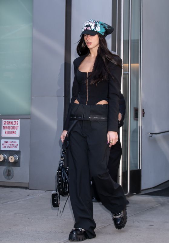 Dua Lipa - Out in Chelsea NYC 03/04/2022