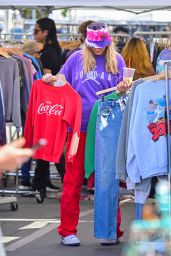 Elsa Hosk - Shopping at the Rose Bowl Flea Market in Pasadena 03/13/2022