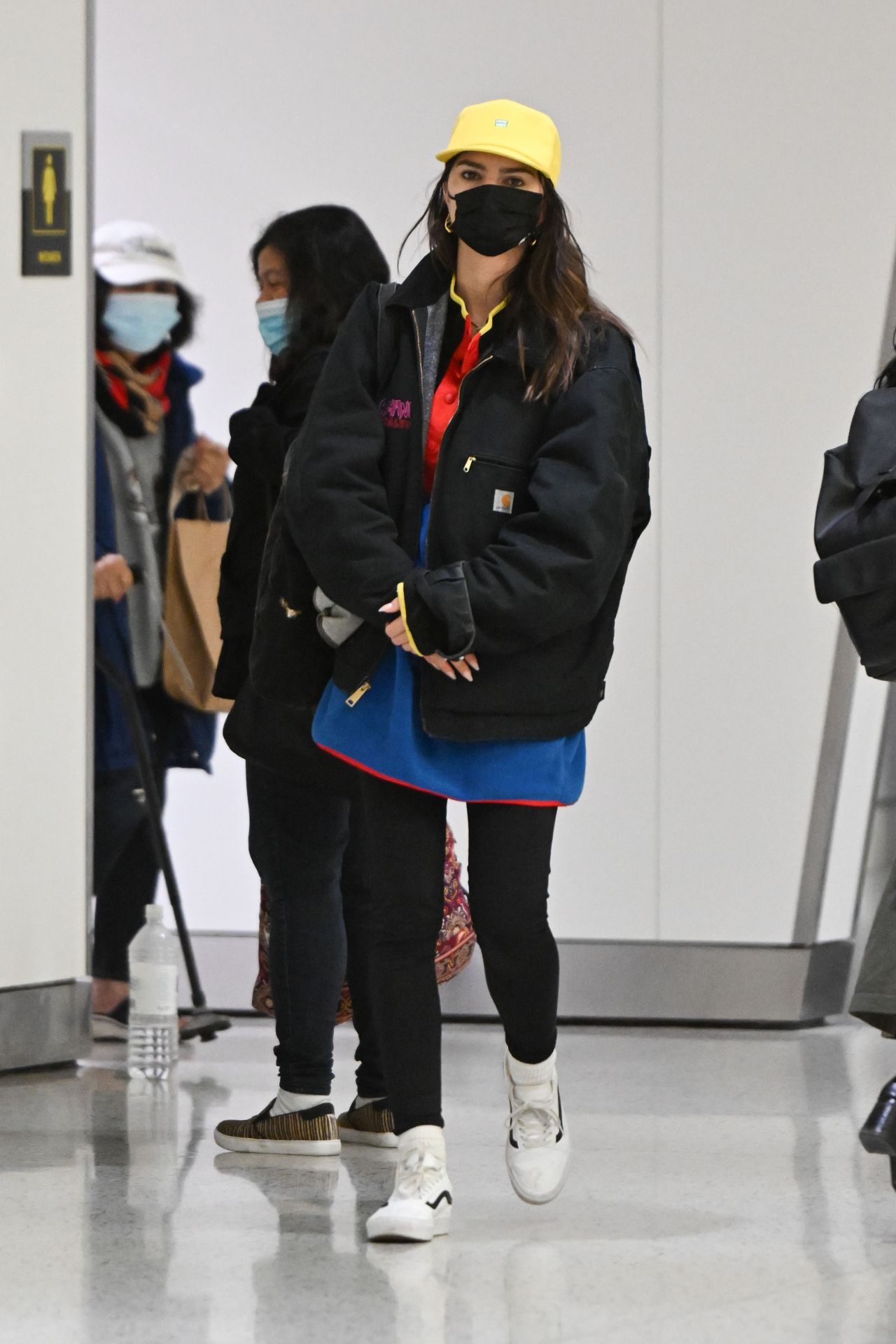 Emily Ratajkowski in Travel Outfit - JFK Airport in New York 03/29/2022