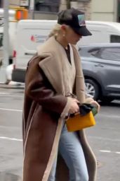 Gigi Hadid in a Simon Miller Coat - New York 03/17/2022