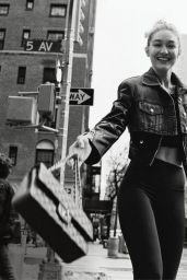 Gigi Hadid - Vogue April 2022