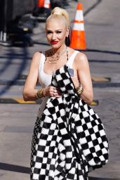 Gwen Stefani - Outside Jimmy Kimmel Live in Los Angeles 03/24/2022