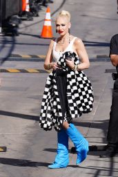 Gwen Stefani - Outside Jimmy Kimmel Live in Los Angeles 03/24/2022