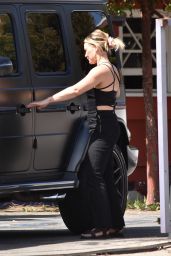 Hilary Duff - Out in Los Angeles 03/17/2022