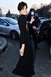 Isabeli Fontana in a Black Dress - Paris 03/05/2022