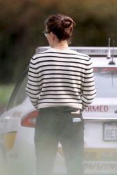 Jennifer Garner in a Striped Cardigan - Brentwood 03/15/2022